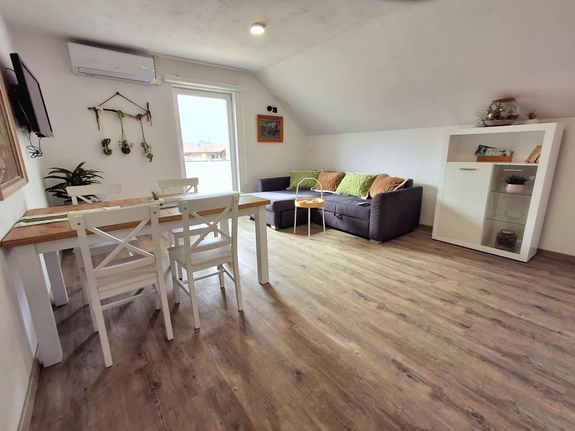 Apartment Alpipond Kamnik Buitenkant foto